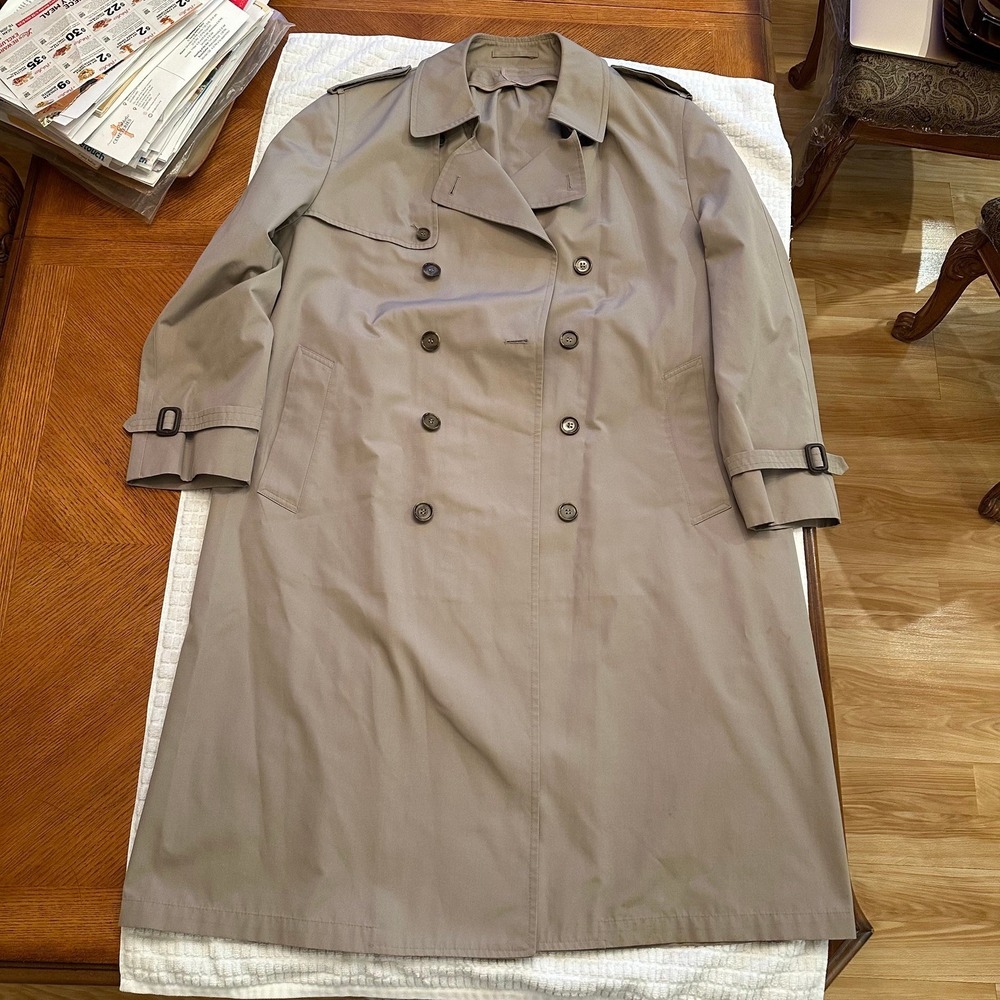 London Fog Men's Beige Trench Coat 44 Reg Double Breasted Belted